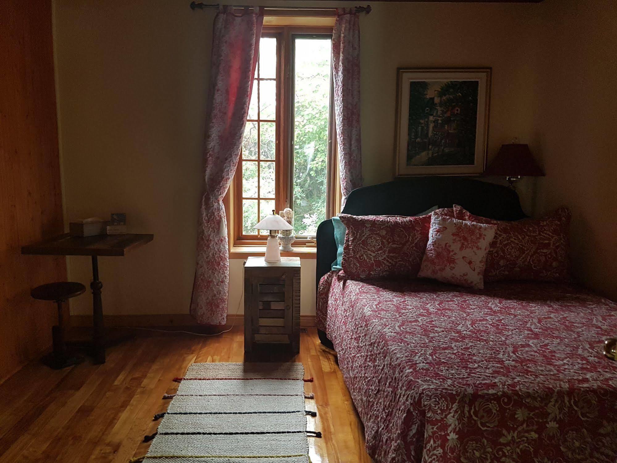 Gite Au Vieux Pommier Tadoussac Luaran gambar